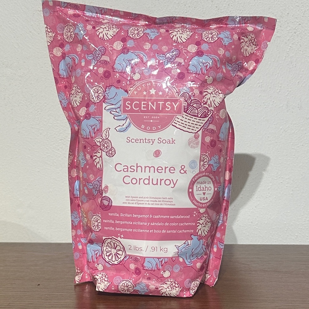 Scentsy Cashmere & Corduroy Bath Soak - Pink Delight